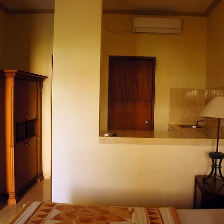 Graha Chania Legian Kuta Lombok Buitenkant foto