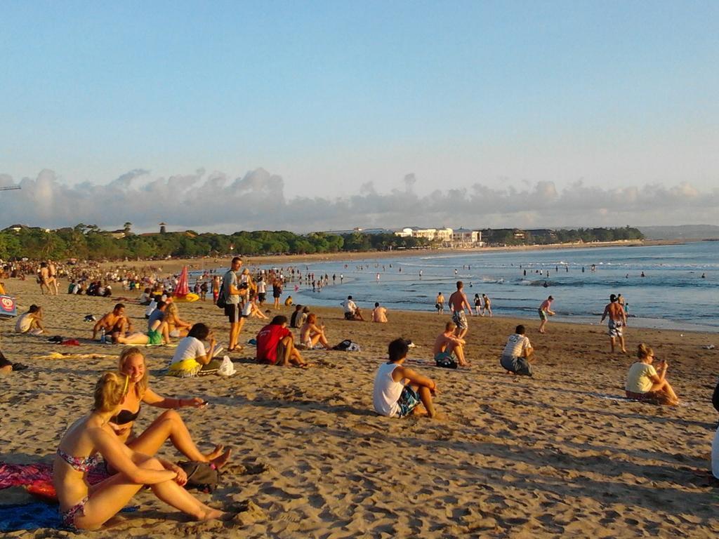 Graha Chania Legian Kuta Lombok Buitenkant foto