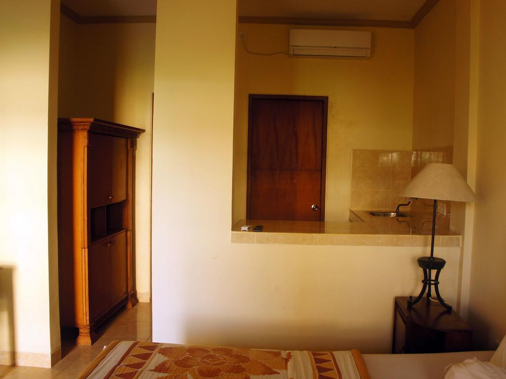 Graha Chania Legian Kuta Lombok Buitenkant foto