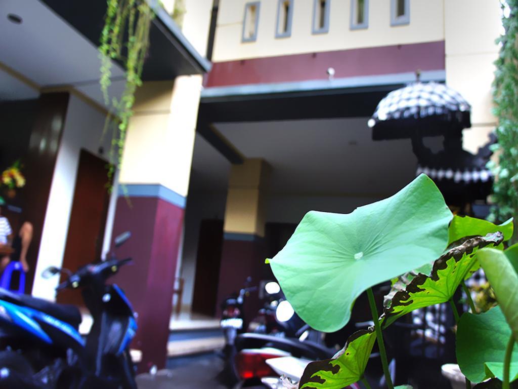 Graha Chania Legian Kuta Lombok Buitenkant foto